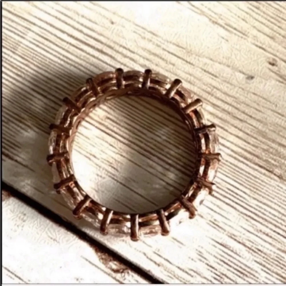 Vintage eternity band